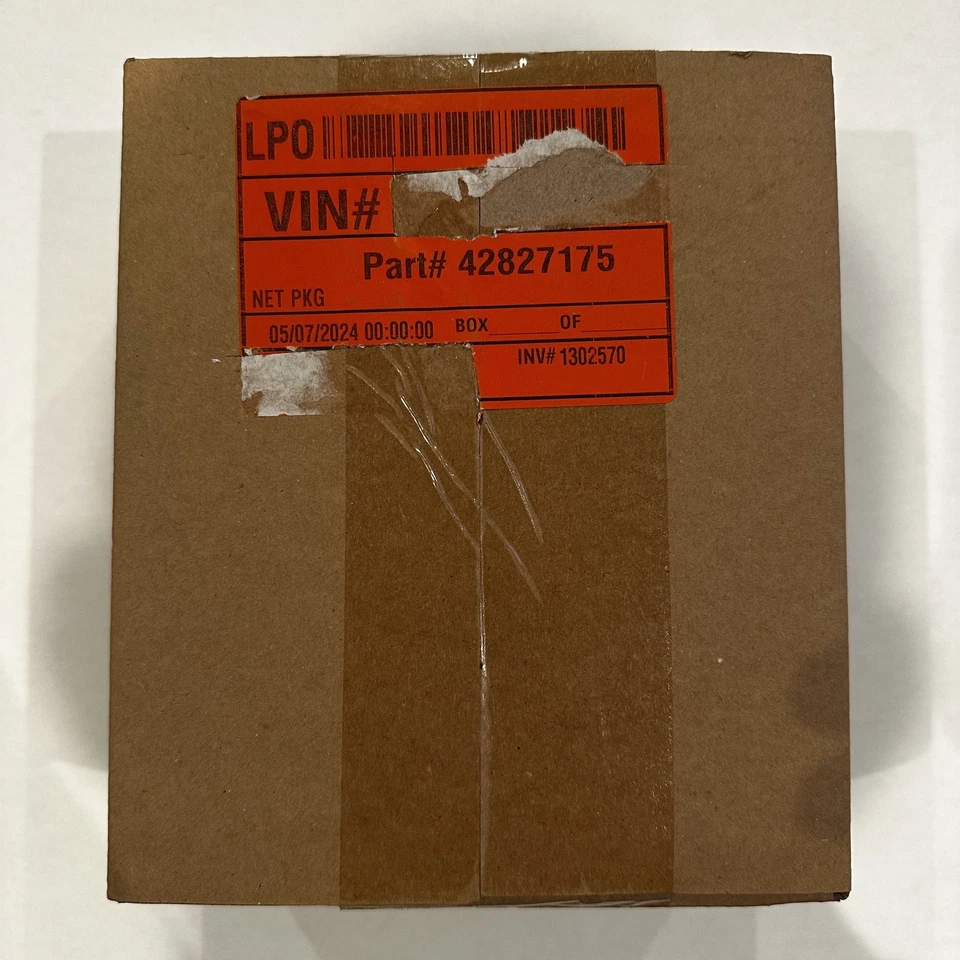 Red de carga vertical Chevrolet Trax 2024 42827175 negra genuina OEM GM Foto 4 de 4