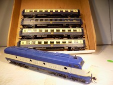 Rivarossi HO Scale Orient Express (4 cars) E-8 TESTED C-9