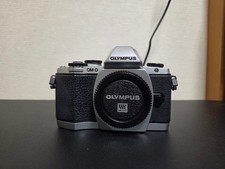 OLYMPUS OM-D E-M10 Body Silver