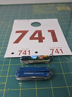Leatherman Squirt ES4 Multi-Tool Wire Strippers Electrician BLUE + 