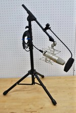 M-AUDIO NOVA CARDIOID CONDENSER MICROPHON, FOLDING STAND,WIND SCREEN