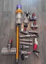 Dyson V15 Detect Absolute Cordless Vacuum Cleaner SV22 - USED With Accessories