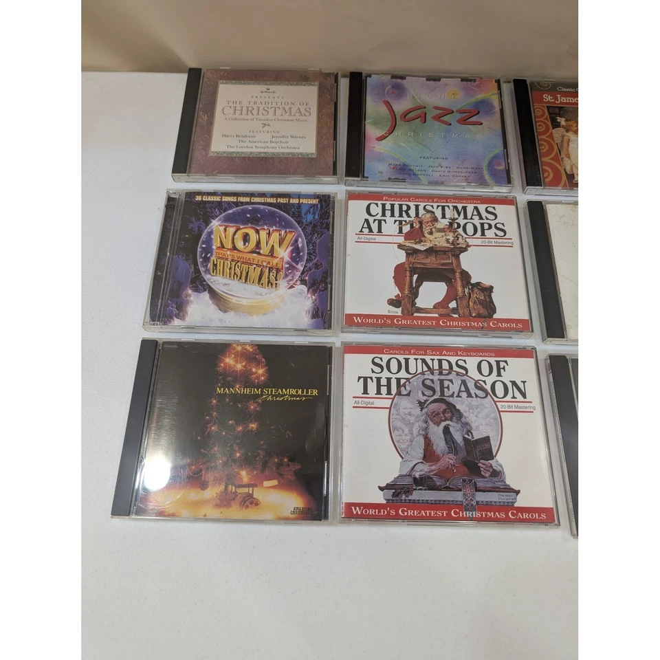 Christmas Music 18 CD Lot, Holiday Variety, Jazz, Classical, Carols, Pavarotti Foto 2 de 4