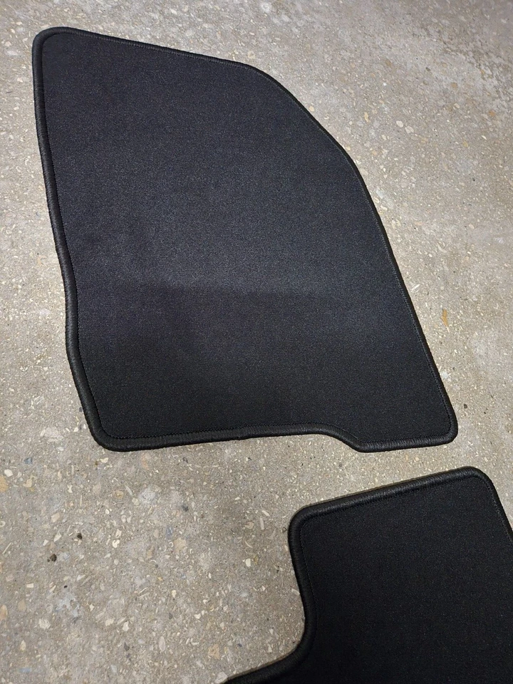 Juego de 4 alfombrillas negras Ford Edge 2023 2024 2025 OEM NUEVAS Foto 3 de 4