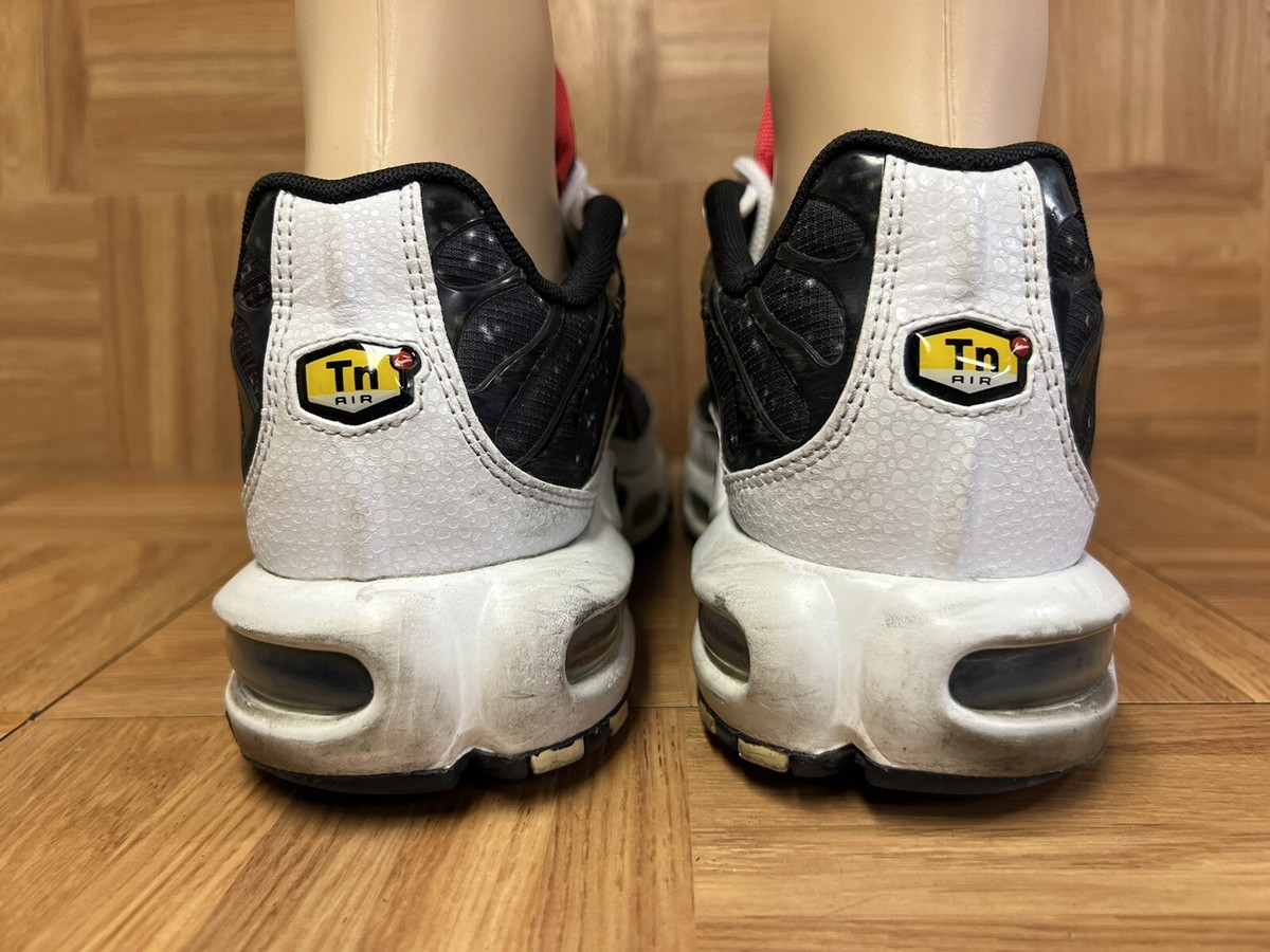 RARE🔥 Sz 10 - Nike Air Max PLUS Black White Galaxy Supernova