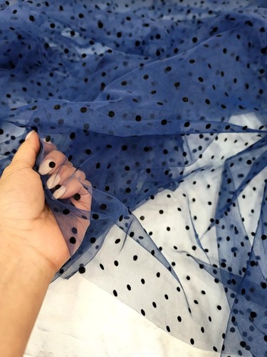 Marineblau Tüll Netz Stoff verkauft von The Yard schwarz Samt Tupfen für Kleid - Bild 11 von 11