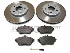 MERCEDES CLA180 CLA200 13-18 FRONT 2 BRAKE DISCS & PADS SENSOR (CHECK DISC TYPE)
