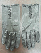Vintage 1950's French Black Leather Opera Embroidered Floral Gloves size 7
