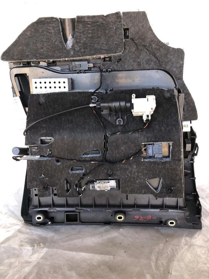 AUDI A6 AVANT QUATTRO 2006 tablero guantera tablero compartimento de almacenamiento usado OEM Foto 4 de 4