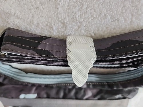 Lug Womens Skipper Camouflage Nylon Crossbody New With Tags - Picture 4 of 11