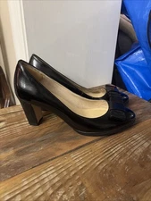 Kate Spade Black Patent Leather Round Toe Pumps With Wide Bow Size 6.5 M