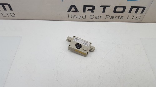 BMW 3ER E90 330D 2005 RADIO ANTENNENSTEUERGERÄT ECU 6990090-03