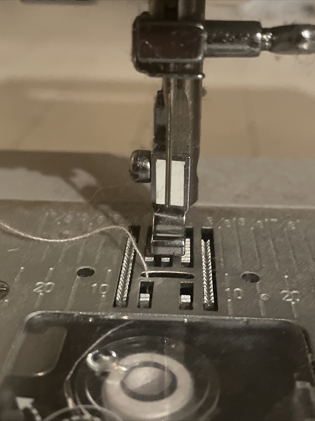 SINGER 44S Heavy Duty Sewing Machine 850016617446 eBay