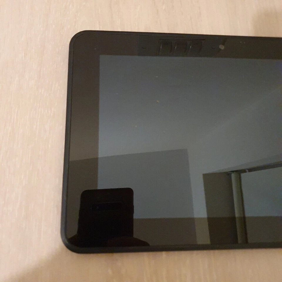 Amazon Kindle Fire HD 2nd Generation Black 8.9" LCD Wi-Fi Tablet For Parts - Image 3 of 4