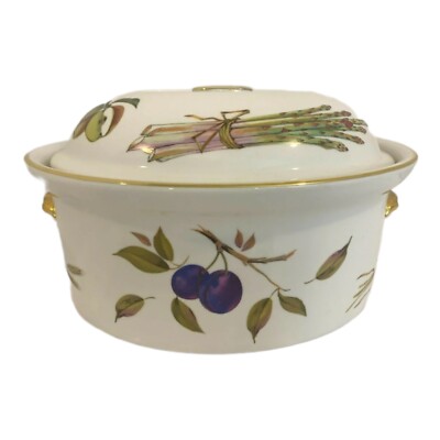 Royal Worcester 4 Qt Fine Porcelain Made In England Oven-To-Table Ware Casserole
