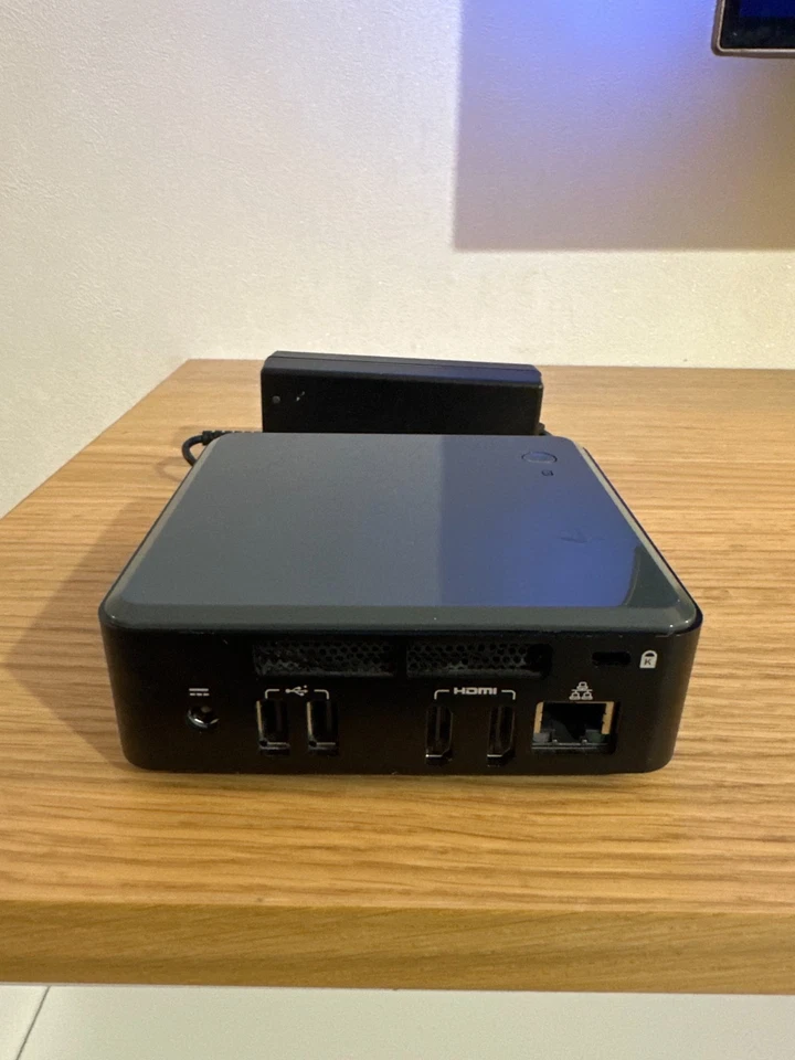 INTEL Nuc Intel Celeron barebone DCCP847DYE - Intel Celeron 847 à 1.10 GHz - Photo 4/4