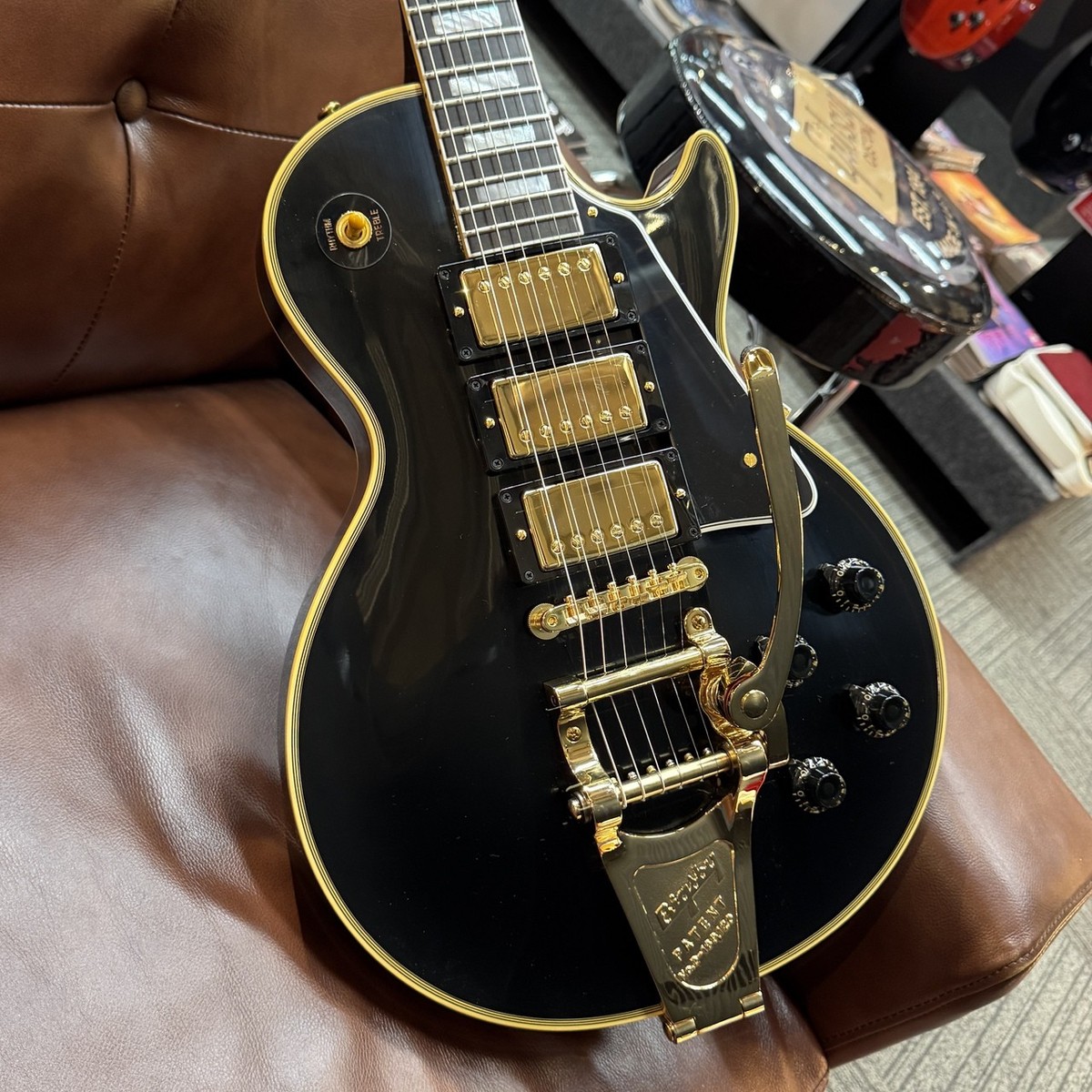 Gibson Custom Shop 1957 Les Paul Custom Reissue 3-Pickup Bigsby
