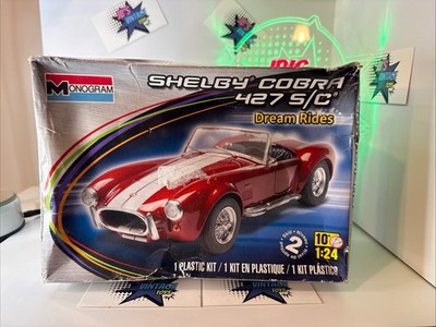 Monogram Shelby Cobra 427 S/C 1:24TH Scale Plastic Model Kit