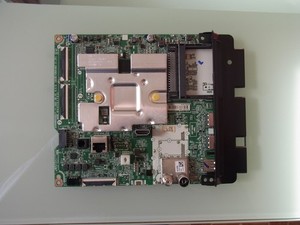 LG TV Mainboard, EAX69830902 (1.1) aus 43UQ75009LF.