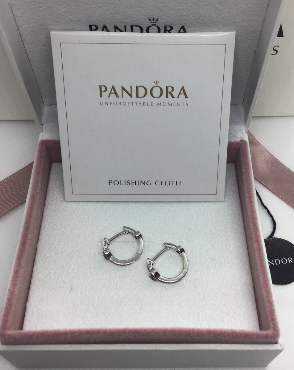 Alluring hearts sales hoop earrings