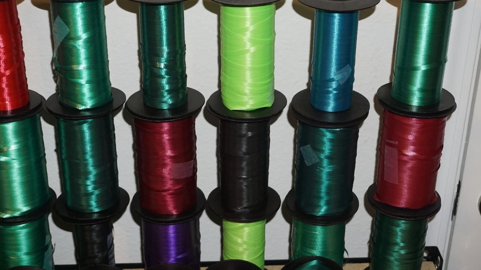 (46 Lot) Vintage Curling Ribbon Berwick Partial 500 Yd Rolls - Image 3 of 4