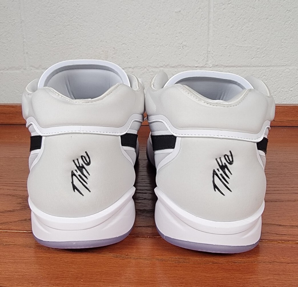 Nike Air Zoom GT Hustle 2 Basketball Shoes White/Black  display picture 3