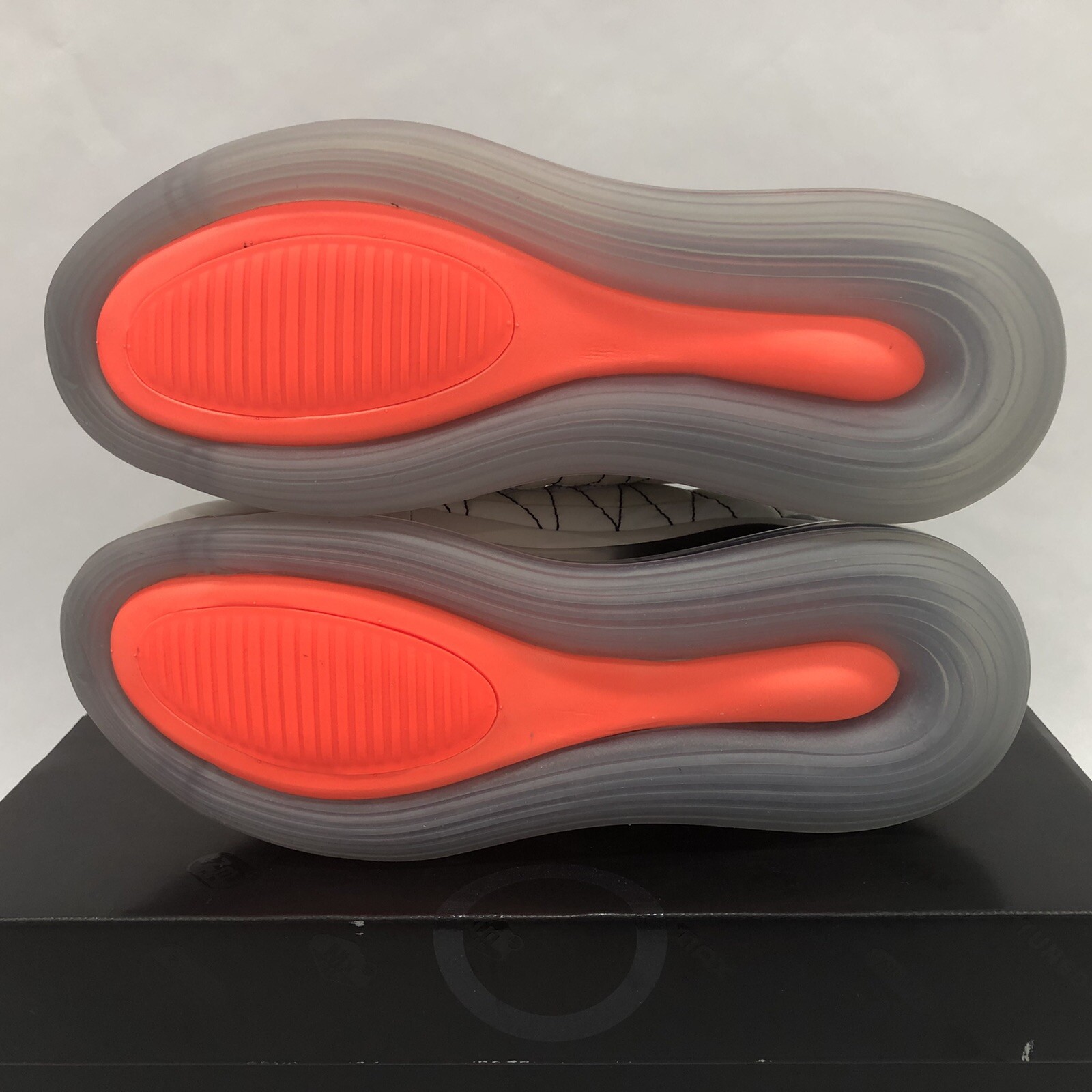 Nike Air MX 720-818 Women’s  Shattered  Backboard CI3869-100 AirMax  Sz 6 thumbnail 6