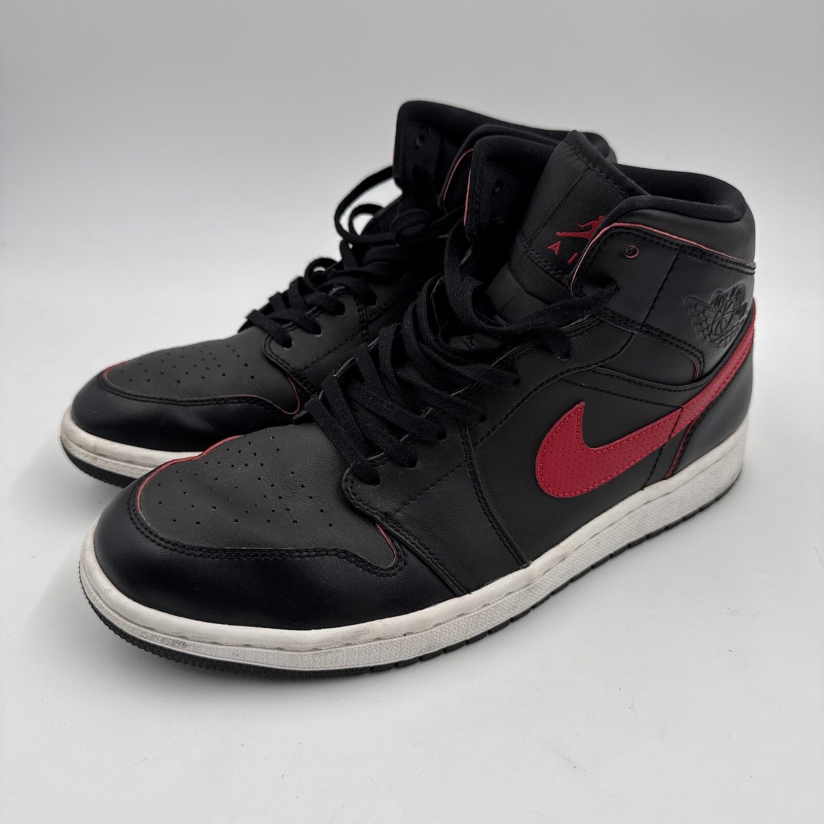 Size 9 - Air Jordan 1 Retro Mid Black Team Red for sale