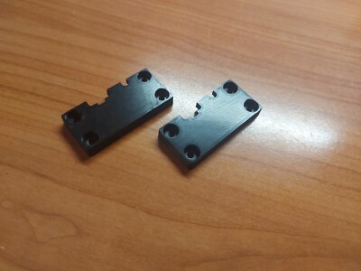 2x SANSUI XR-Q11 Turntable Dust Cover Hinge Bracket Brackets Back Plate Plates