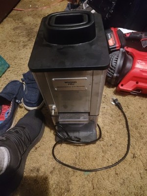 E1 Waring Pro IC70 Professional Stainless Steel Large-Capacity Ice Crusher