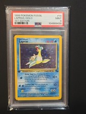 1999 POKEMON FOSSIL 1°ED #10 LAPRAS HOLO PSA 9 come nuovo inglese autentico