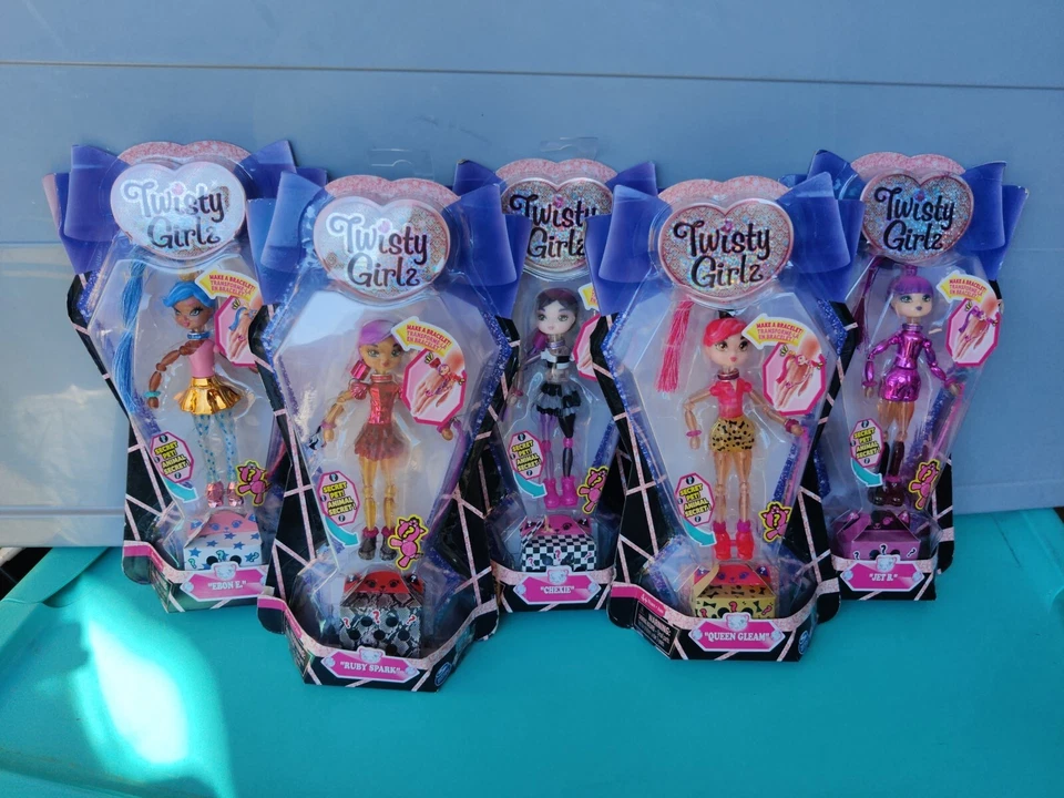 5 TWISTY GIRLZ Ruby Spark Chexie Jet B. EBON E Queen Gleam SPIN MASTER Lot NEW - Image 2 of 2