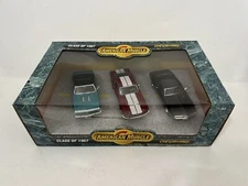 Ertl #32002 Class of 1967 Chevrolet Muscle Cars 1:43 scale O Gauge DIecast C-9