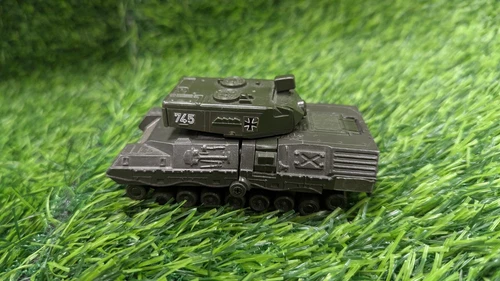 1983 Bandai Super Gobots Destroyer 1983 German Tank Incomplete For Parts