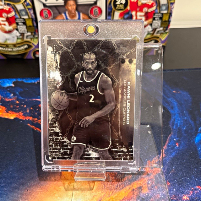 Topps 2024-25 Topps Chrome Kawhi Leonard Insert #44 Los Angeles Clippers