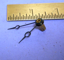 2 useful new-old stock french clock steel moon hands  (5D)