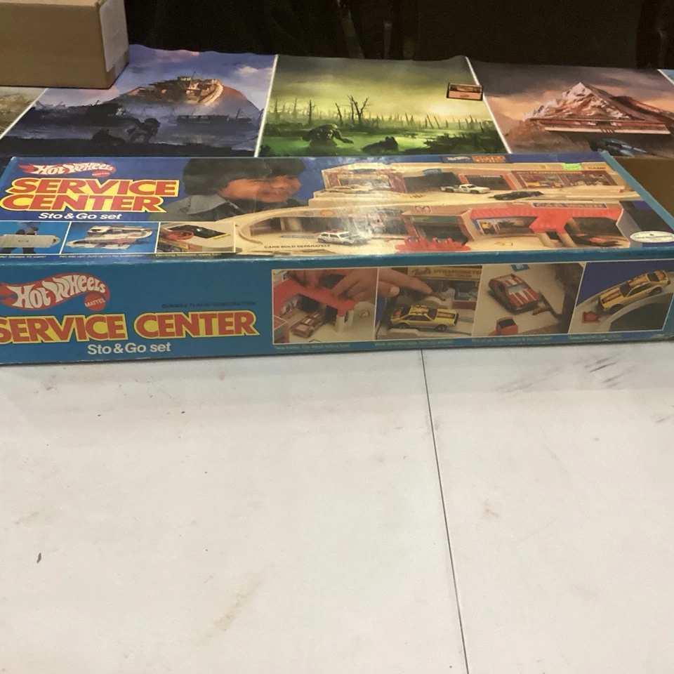 Hot Wheels Service Center Stop&Go Set With Box - Image 4 of 4