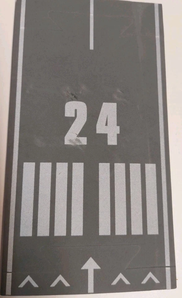 Runway 24 Diecast Collectible Cessna 172 with Runway Section– Blue/White Openbox - Image 2 of 4