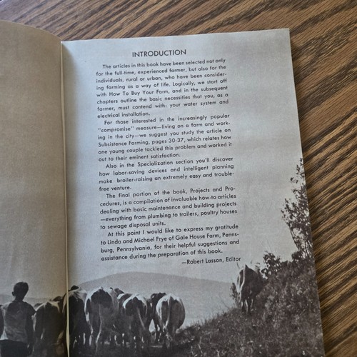 Mechanix Illustrated Farm Handbook - 1953 - 144 pages - Picture 6 of 16