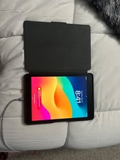 TikTok Apple iPad 9th Generation 64 GB, Wi-Fi 4G, 10.2 in - Space Gray