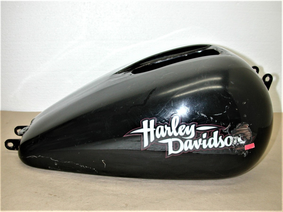 2004 Harley-Davidson Dyna Super Glide FXD OEM Fuel Gas Tank 2004 Harley-Davidson Dyna Super Glide FXD OEM Fuel Gas Tank