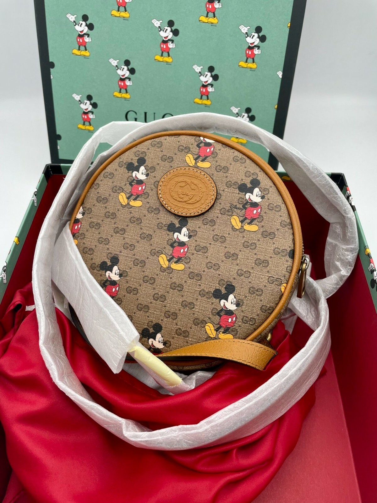 Gucci Disney Mickey Mouse Round Backpack Printed Mini… Gem