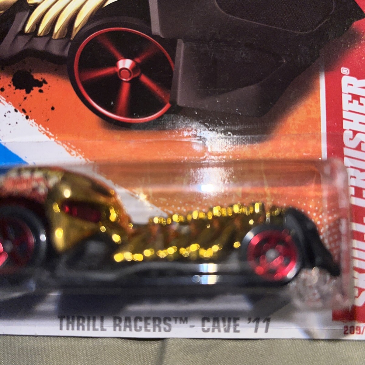 HOT WHEELS RARE GREEN LANTERN THRILL RACERS - CAVE '11 SKULL