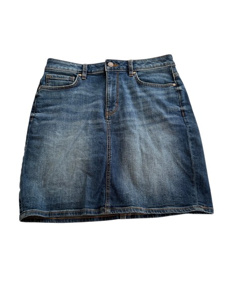 Target Womens Blue Denim Jean Skirt Size 12 Good Condition