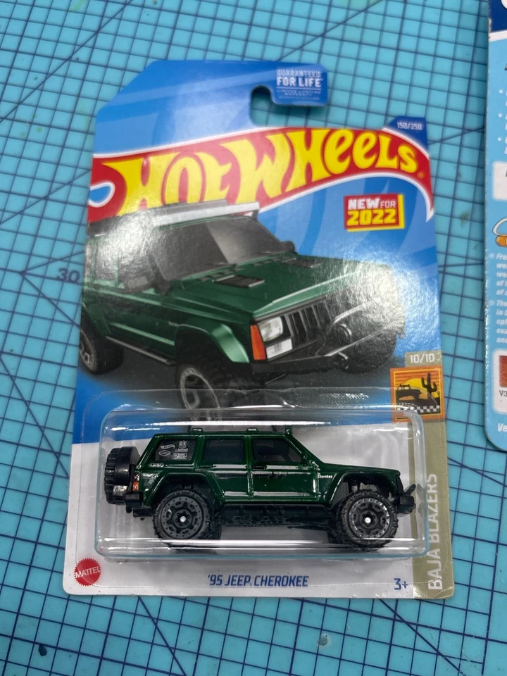 Лот 3 блейзера johnny lightning jeep cherokee xj hotwheels 95 jeep cherokee baja - Изображение 2 из 4