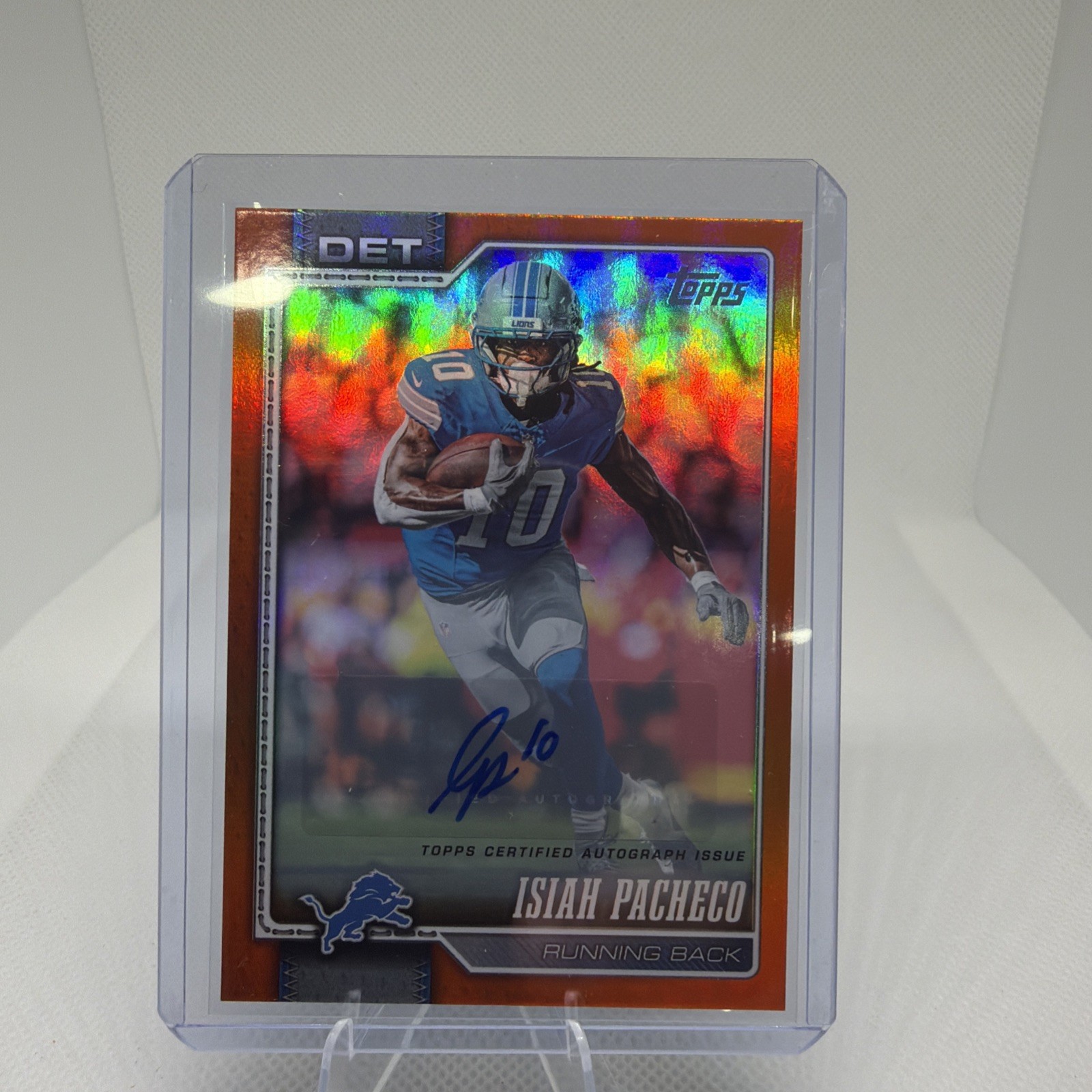 Topps 2026 Flagship Isiah Pacheco Lions #103 Gold Parallel Auto 19/25
