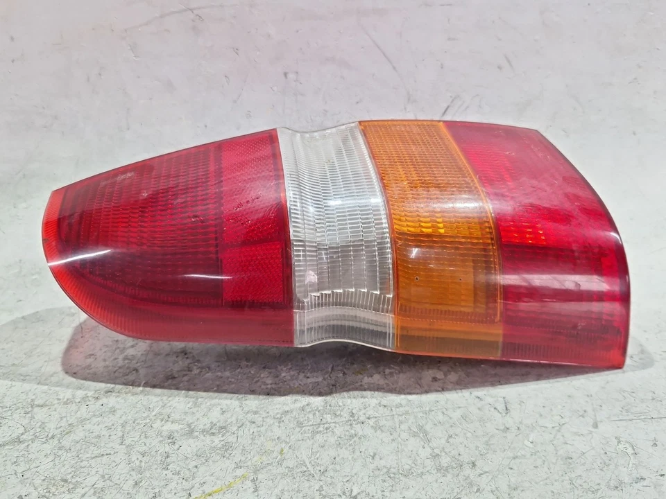 91AG13A603 LAMPADA POSTERIORE SINISTRA / 65557 PER FORD ESCORT VI GAL, AAL, ABL - Immagine 4 di 4