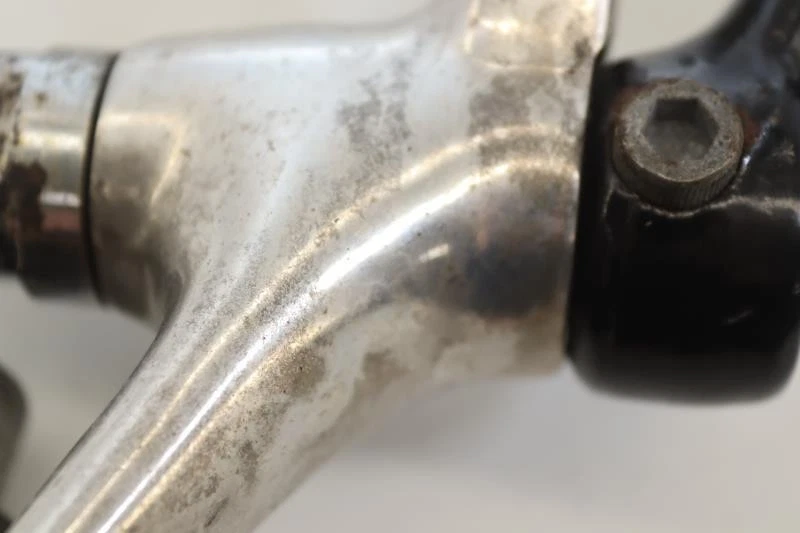 Platine avant gauche HARLEY DAVIDSON 1200 XL CUSTOM EML V3 TRIKES 2012 à 2012 - Photo 3/4