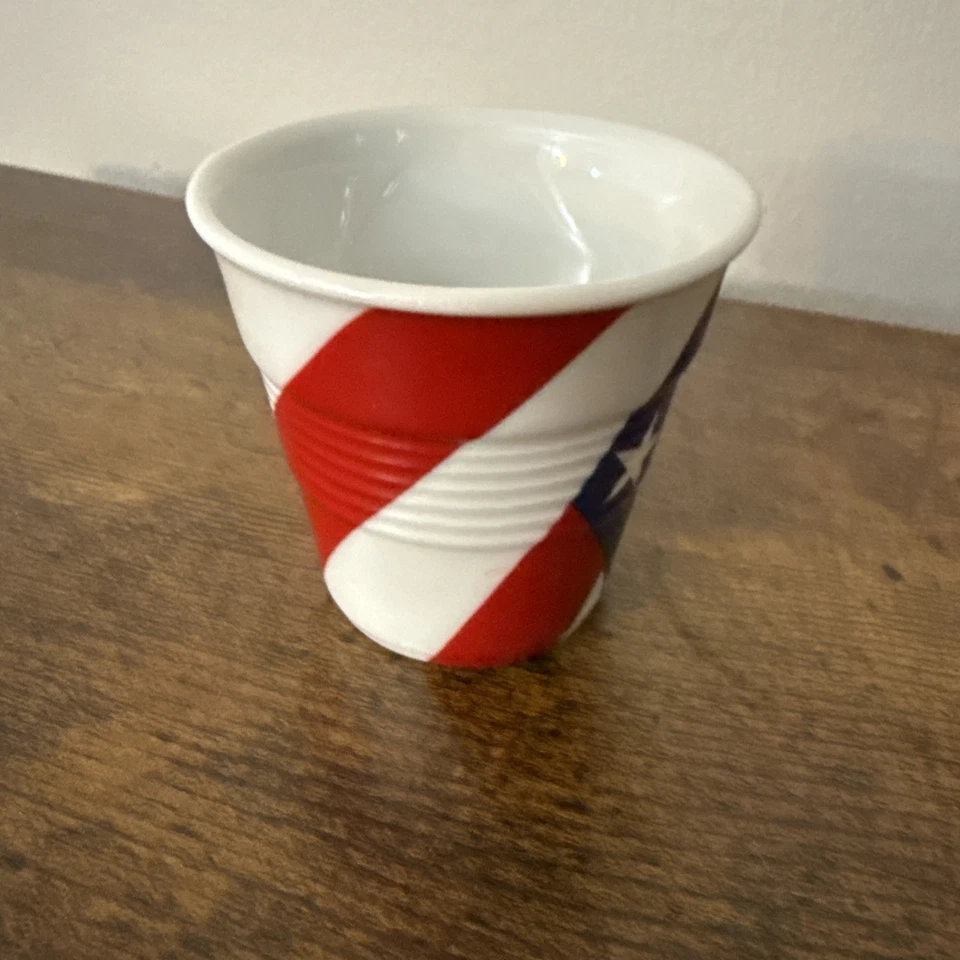 REVOL FRANCE Taza Arrugada RWB Bandera Cappuccino o Shot Glass Cerámica Esmaltada 3"+ Foto 3 de 4