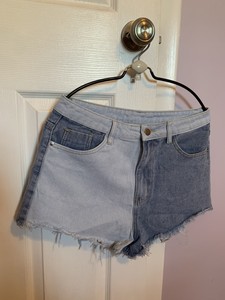 Shein Pantalones cortos para mujer talla grande aumento de alta pantalones  cortos Dobladillo Raw Denim dos tonos | eBay